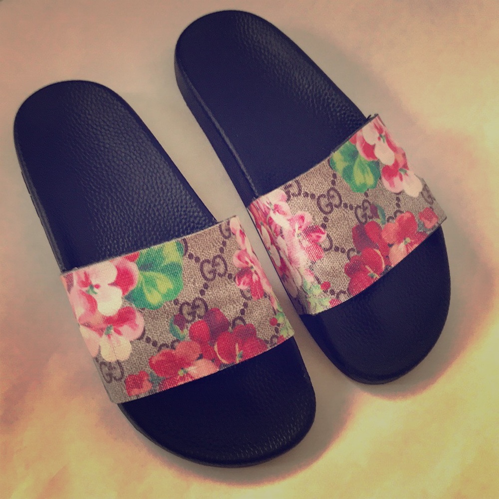 GUCCI GG Blooms supreme slides